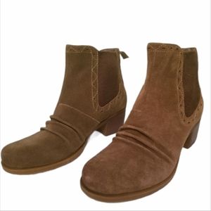 Earth Denali Genuine Suede Brown Chelsea Boots - Size 10 -Casual Leather Stretch